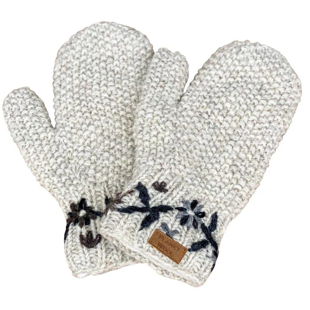 Planet Wool - flower mittens | wollen wanten